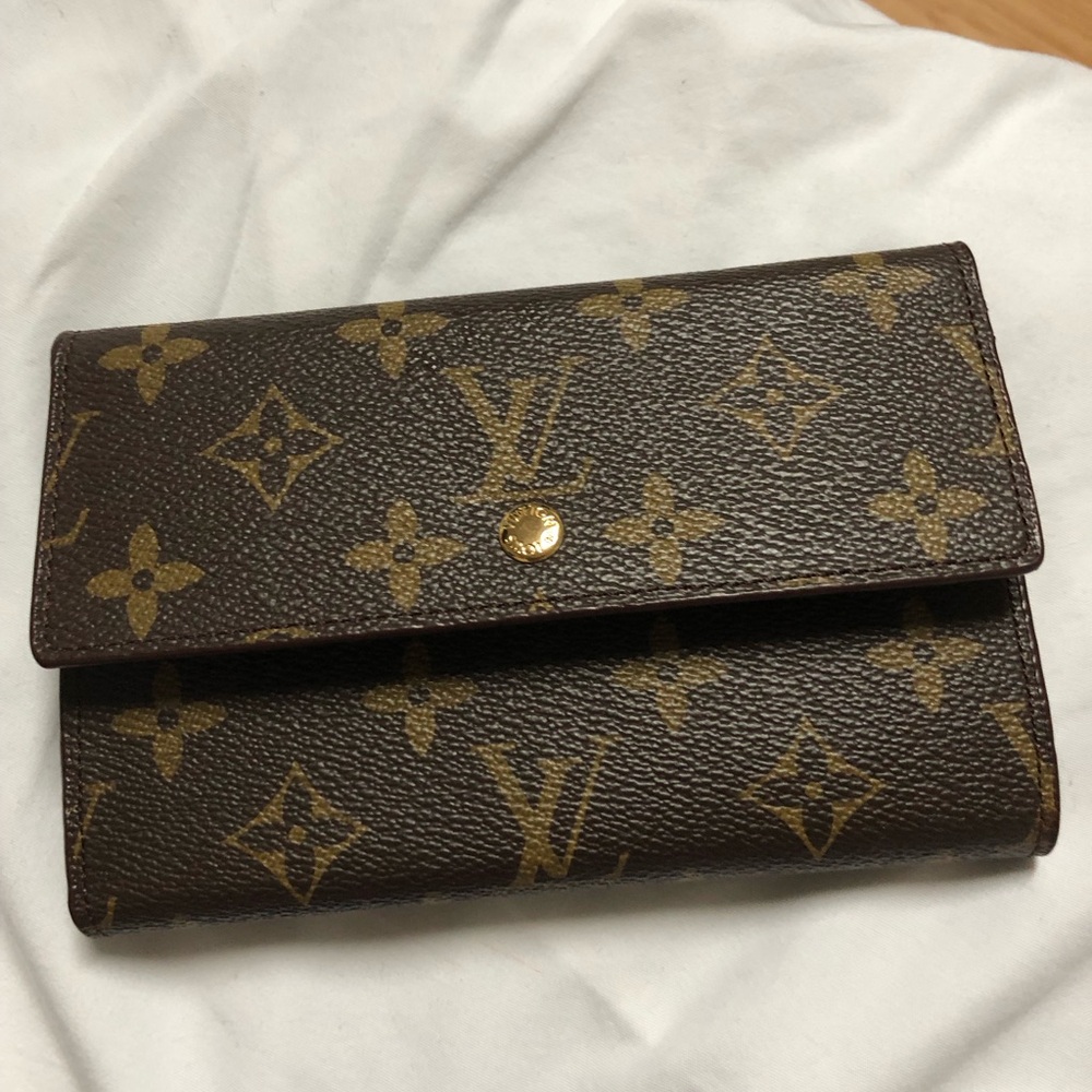 Louis Vuitton Monogram Brown Wallet